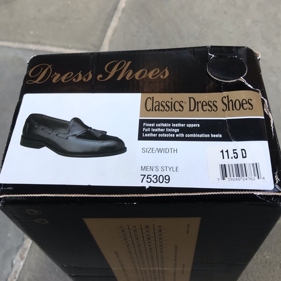 FootJoy dress shoes. Size 11.5 - Picture 4 of 4